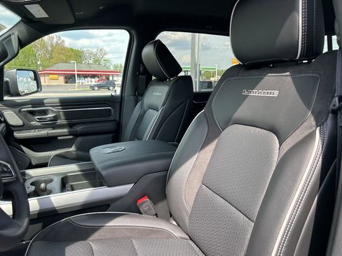 New 2026 RAM 1500 Laramie AWD/4WD image 12