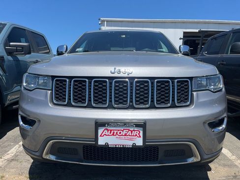 Used 2017 Jeep Grand Cherokee Limited AWD/4WD image 1