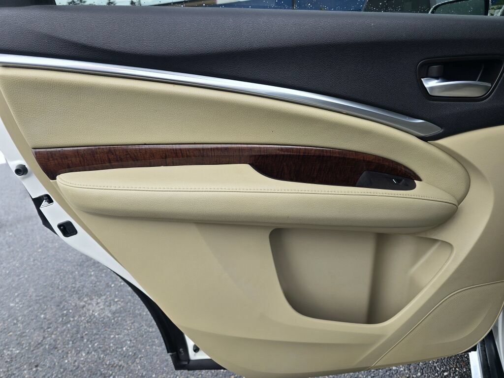 Used 2017 Acura MDX SH-AWD image 21