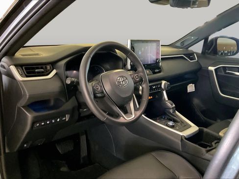 Used 2022 Toyota RAV4 XSE AWD/4WD image 16