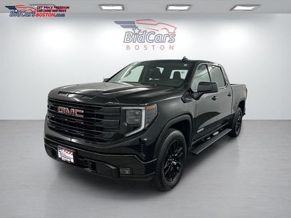 Used 2024 GMC Sierra 1500 Elevation