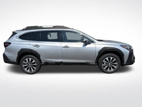 New 2025 Subaru Outback Touring image 8