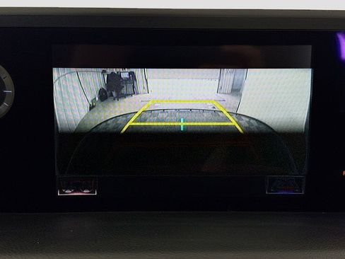 Used 2021 Lexus ES 300h w/ Premium Package image 13