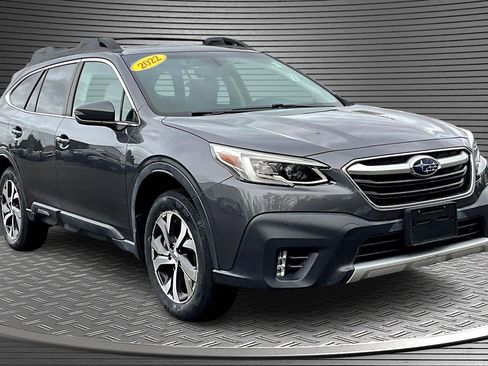 Used 2020 Subaru Outback Limited image 1