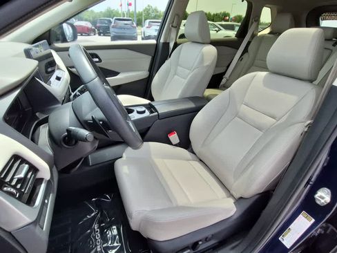 Used 2024 Nissan Rogue SL w/ SL Premium Package AWD/4WD image 11
