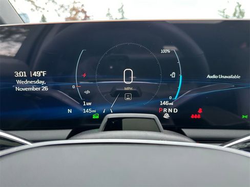 New 2025 Cadillac Optiq Luxury 2 image 25