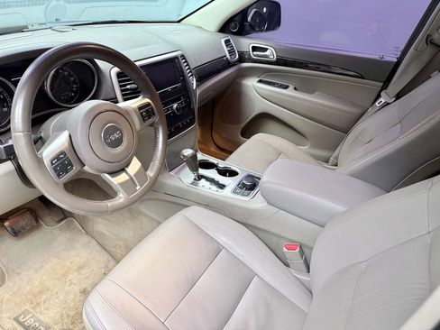 Used 2012 Jeep Grand Cherokee Laredo image 9