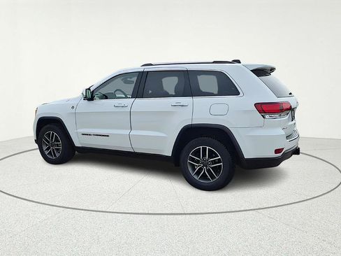Used 2021 Jeep Grand Cherokee Limited w/ Trailer Tow Group IV image 4