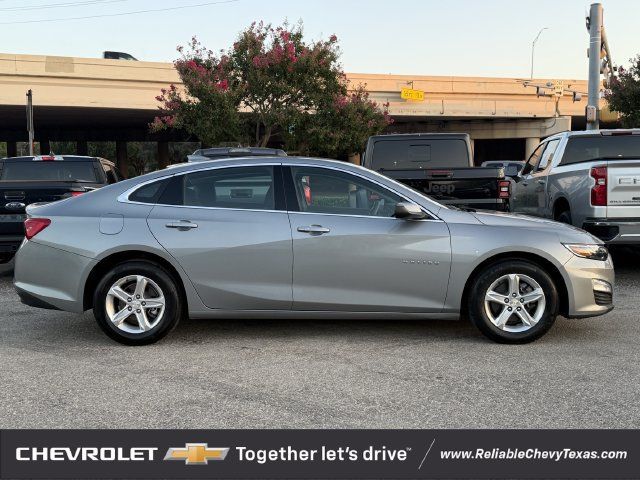 Used 2023 Chevrolet Malibu LT FWD image 5