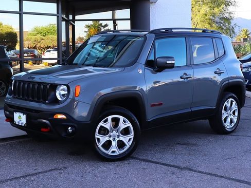 Used 2021 Jeep Renegade Trailhawk w/ Sun & Sound Group AWD/4WD image 2