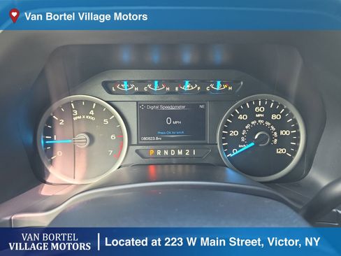 Used 2017 Ford F150 XLT w/ Equipment Group 302A Luxury AWD/4WD image 15