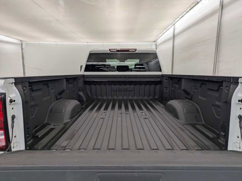 Used 2025 GMC Sierra 3500 SLE w/ SLE Convenience Package image 33