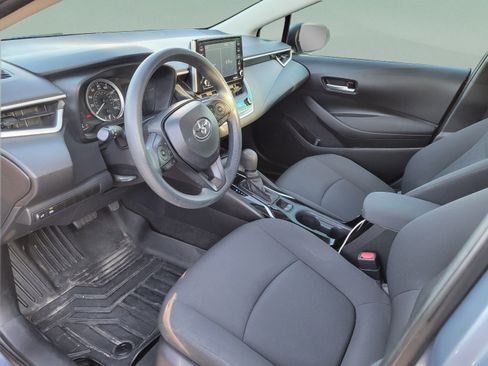 Used 2021 Toyota Corolla LE FWD image 14
