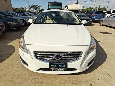 Used 2012 Volvo S60 T5 FWD image 3