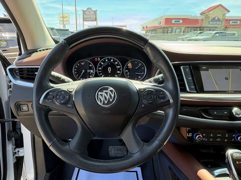 Used 2019 Buick Enclave Avenir w/ Avenir Technology Package AWD/4WD image 17