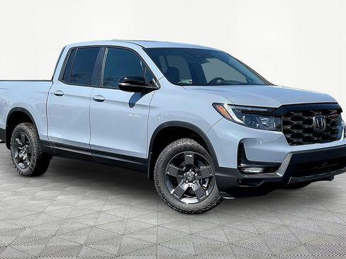 New 2026 Honda Ridgeline TrailSport image 3