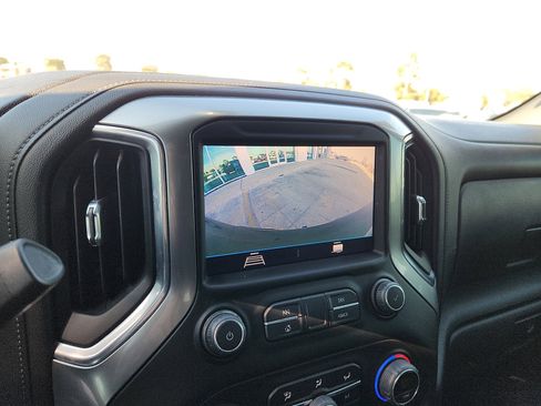 Used 2022 Chevrolet Silverado 1500 LT Trail Boss w/ Safety Package image 18