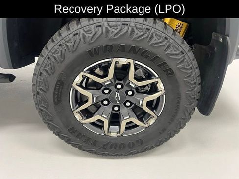New 2025 Chevrolet Colorado ZR2 w/ Off-Road Front Bumper Package AWD/4WD image 6