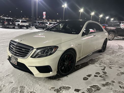 Used 2017 Mercedes-Benz S 63 AMG 4MATIC Sedan image 3