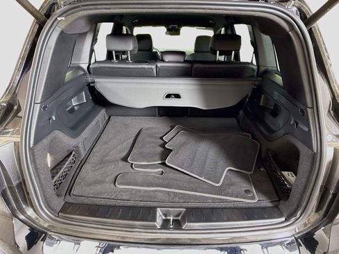 Used 2024 Mercedes-Benz GLB 250 4MATIC image 24