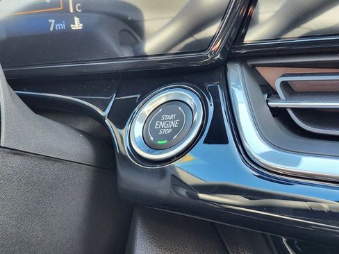 New 2026 Chevrolet Trax RS w/ Sunroof Package image 23