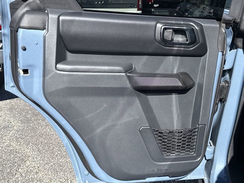 New 2025 Ford Bronco Badlands image 24