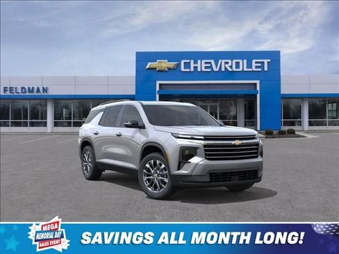 New 2026 Chevrolet Traverse LT w/ Sun and Wheel Package FWD image 1