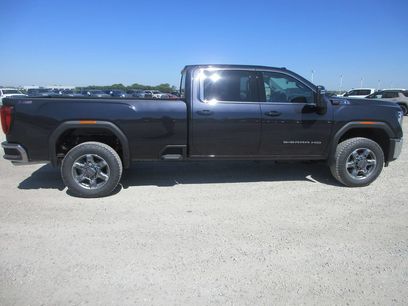 New 2026 GMC Sierra 3500 SLE w/ SLE Value Package