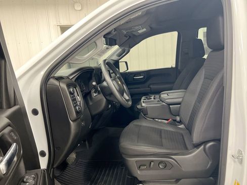 Used 2023 Chevrolet Silverado 1500 Custom image 19