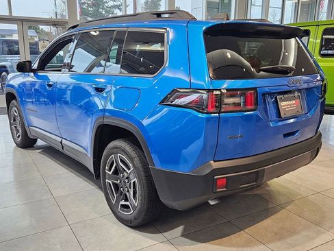 New 2026 Jeep Cherokee Limited image 5