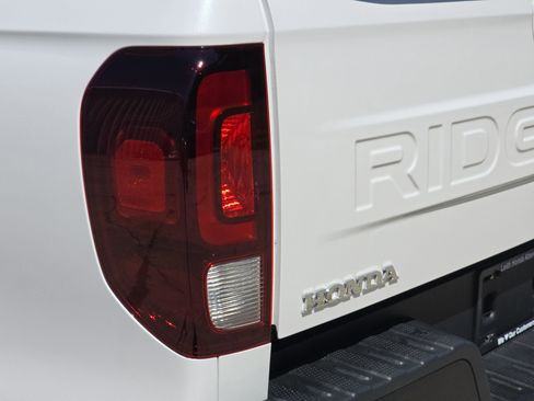 Used 2024 Honda Ridgeline Black Edition image 33