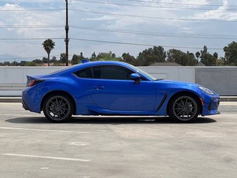 Certified 2025 Subaru BRZ Limited RWD image 30