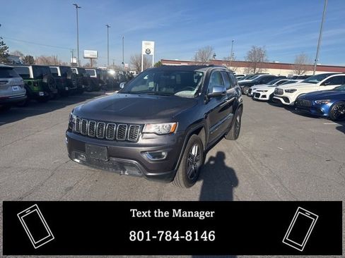 Used 2019 Jeep Grand Cherokee Limited w/ Trailer Tow Group IV image 3