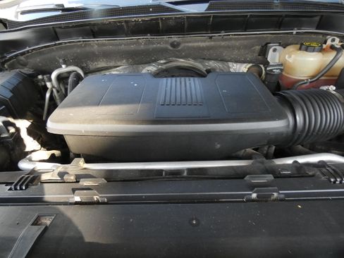 Used 2021 Chevrolet Tahoe Premier AWD/4WD image 19