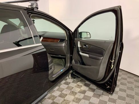 Used 2013 Ford Edge Limited image 32
