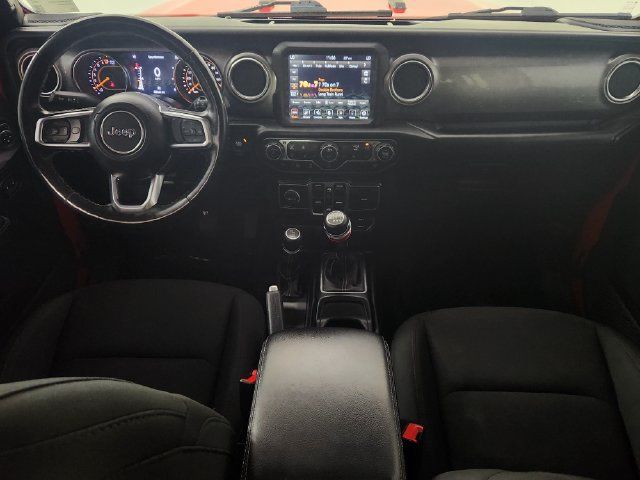 Used 2020 Jeep Wrangler Unlimited Sahara AWD/4WD image 17