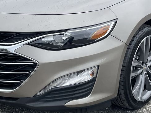 Used 2022 Chevrolet Malibu LT FWD image 33