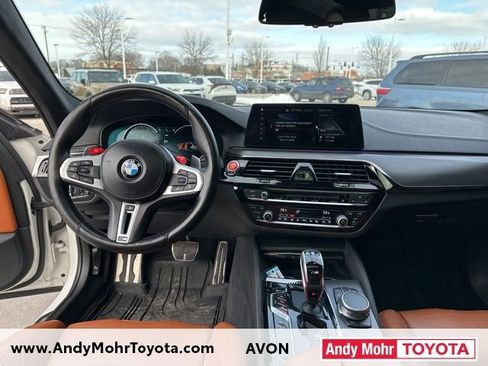 Used 2018 BMW M5 image 14