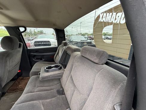 Used 2006 Chevrolet Silverado 2500 LT w/ Skid Plate Package AWD/4WD image 25