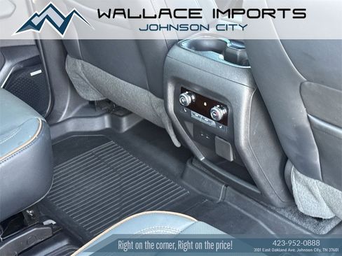 Used 2024 GMC Acadia AT4 w/ Super Cruise Package image 42