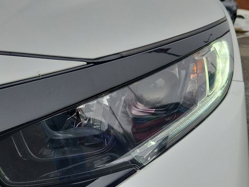 Used 2021 Honda Civic Sport image 9