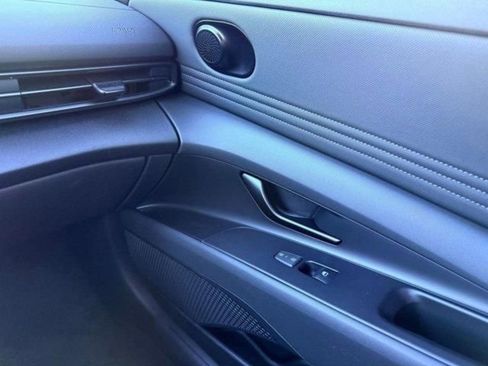 New 2026 Hyundai Elantra Sport FWD image 25