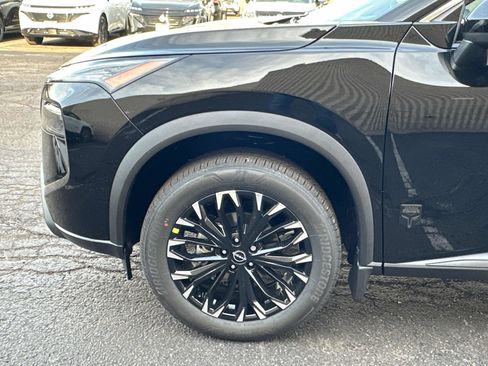 New 2026 Nissan Rogue SV AWD/4WD image 7