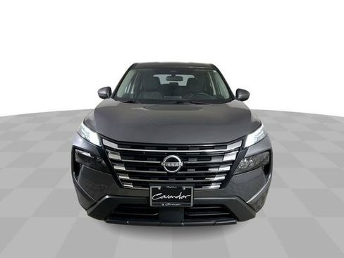 Used 2025 Nissan Rogue SV AWD/4WD image 3