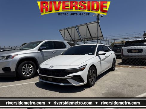 Certified 2024 Hyundai Elantra Limited FWD image 1