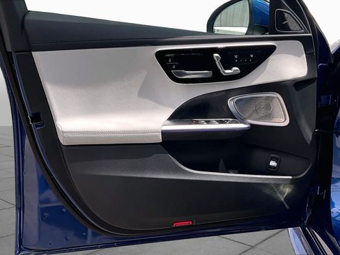 New 2026 Mercedes-Benz C 300 4MATIC Sedan image 15