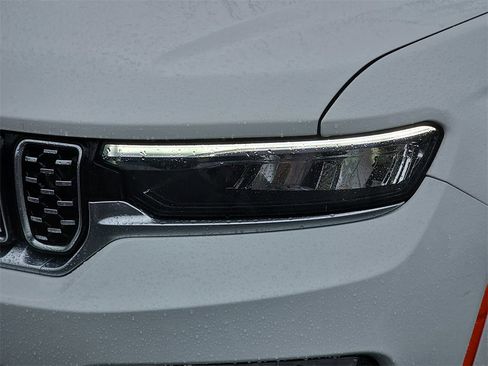 Used 2023 Jeep Grand Cherokee Summit image 34