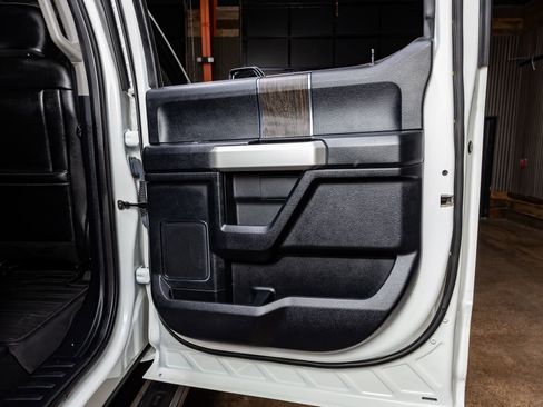 Used 2021 Ford F250 Lariat image 38