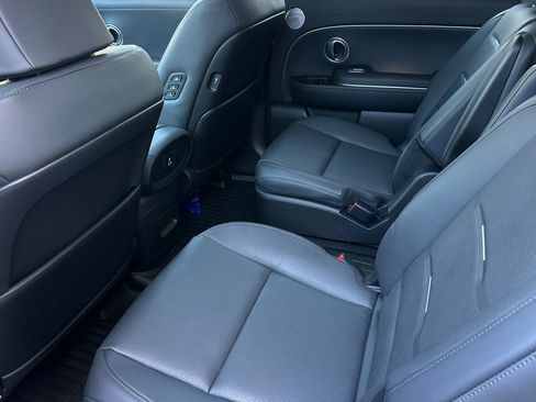 Used 2026 Hyundai Palisade Calligraphy image 11