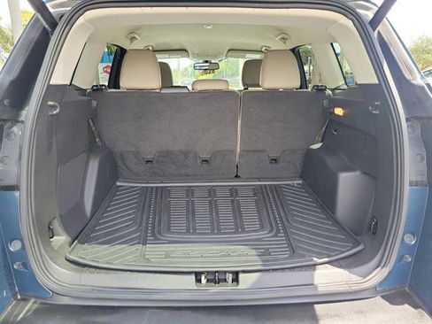 Used 2019 Ford Escape Titanium image 28